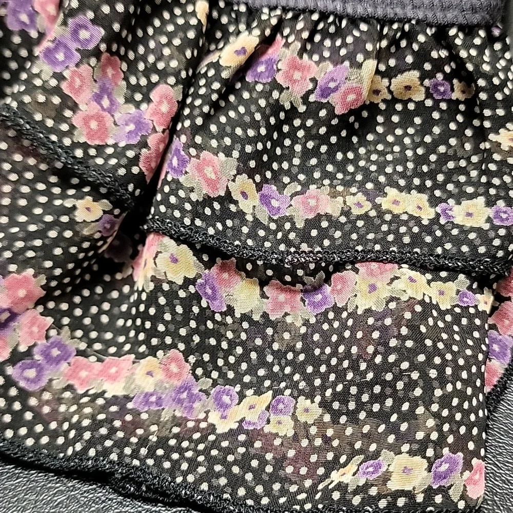 🍍Max Rave Ribbed Tank - Picture 8 of 11